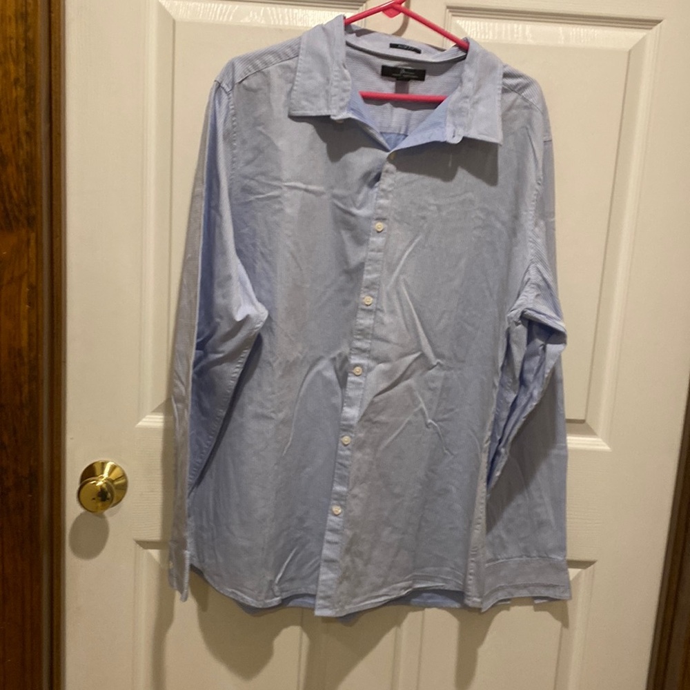 Marc Anthony light blue dress shirt long sleeve with very small pattern
